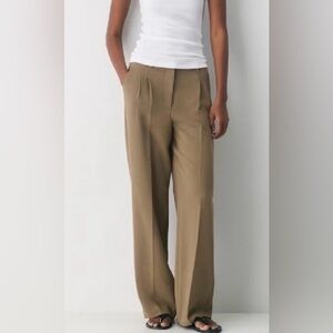 Aritzia Wilfred The Effortless Pant Crepette  High-Waist Trousers in Brown  OO